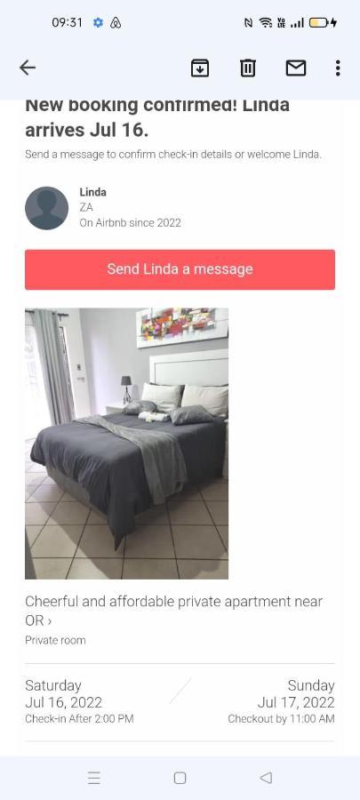 Stay At Home Airport Lodge كمبتون بارك المظهر الخارجي الصورة