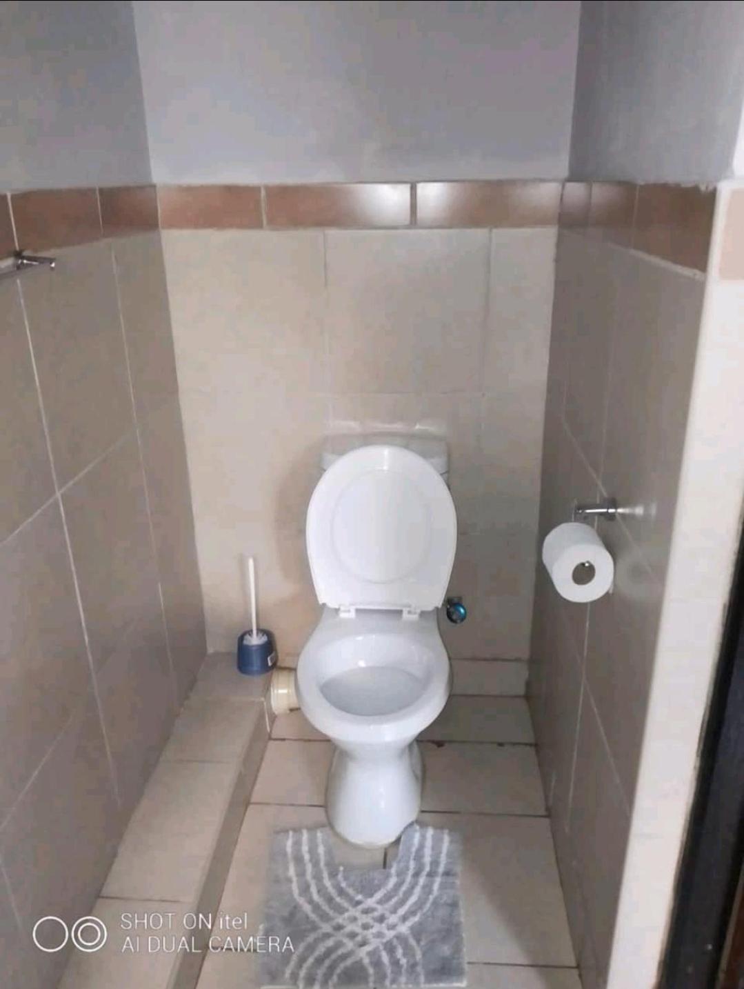 Stay At Home Airport Lodge كمبتون بارك الغرفة الصورة